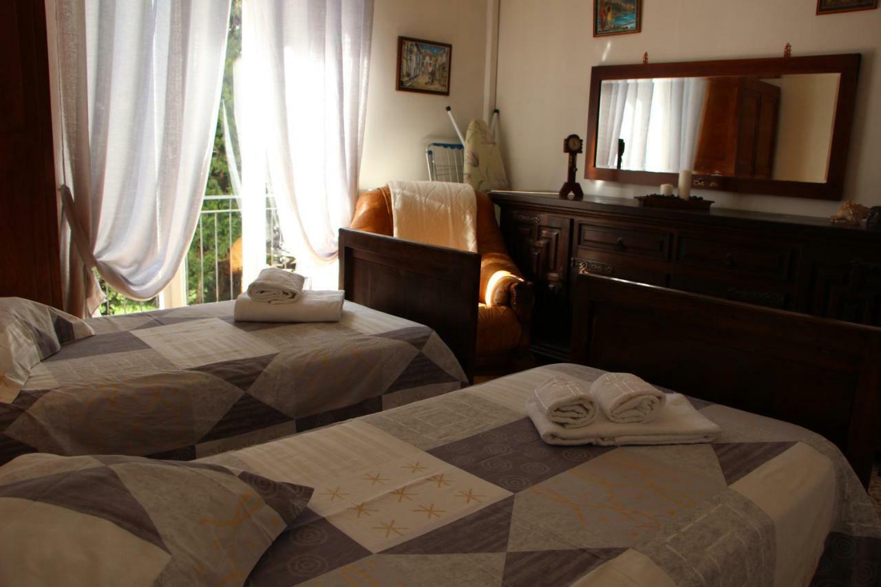 Casa Di Gianni Lägenhet Primaluna Exteriör bild