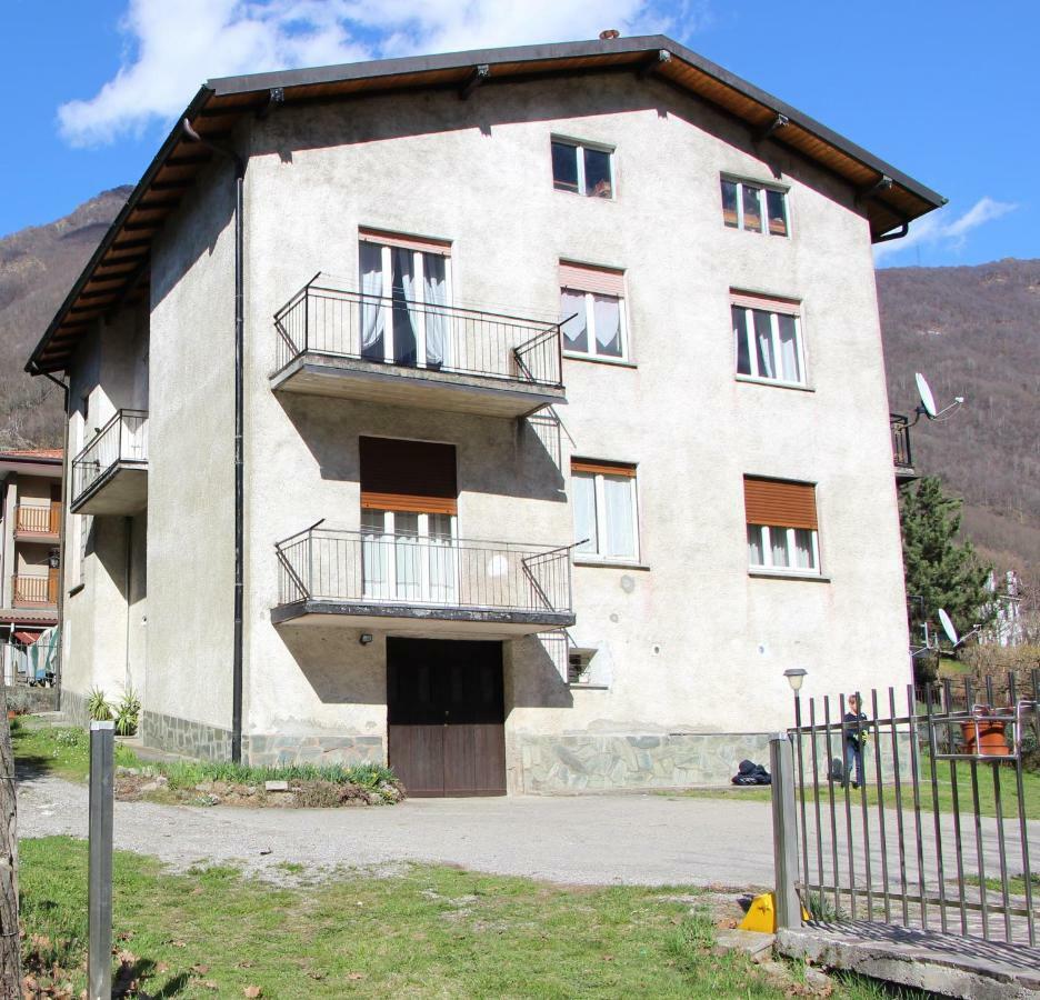 Casa Di Gianni Lägenhet Primaluna Exteriör bild
